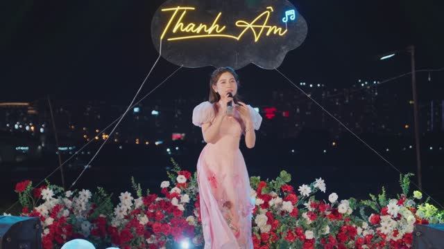 Em Có Bằng Lòng Về Quê Mẹ Cùng Anh - Hoài Phan |
