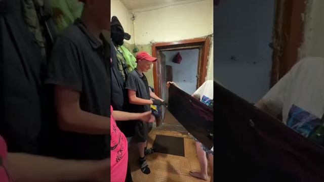 ПРИЕХАЛИ В ГОСТИ К ЕЛЕНЕ ПРОВЕДАТЬ.