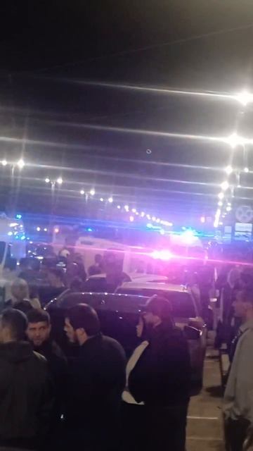 Пятеро в больнице: пять человек пострадали в ночном ДТП на проспекте Революции.