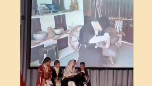 С днём Черкешенки! Легенда о Сэтэнай-героини нартского эпоса и мастерицы золотого шитья адыгов.