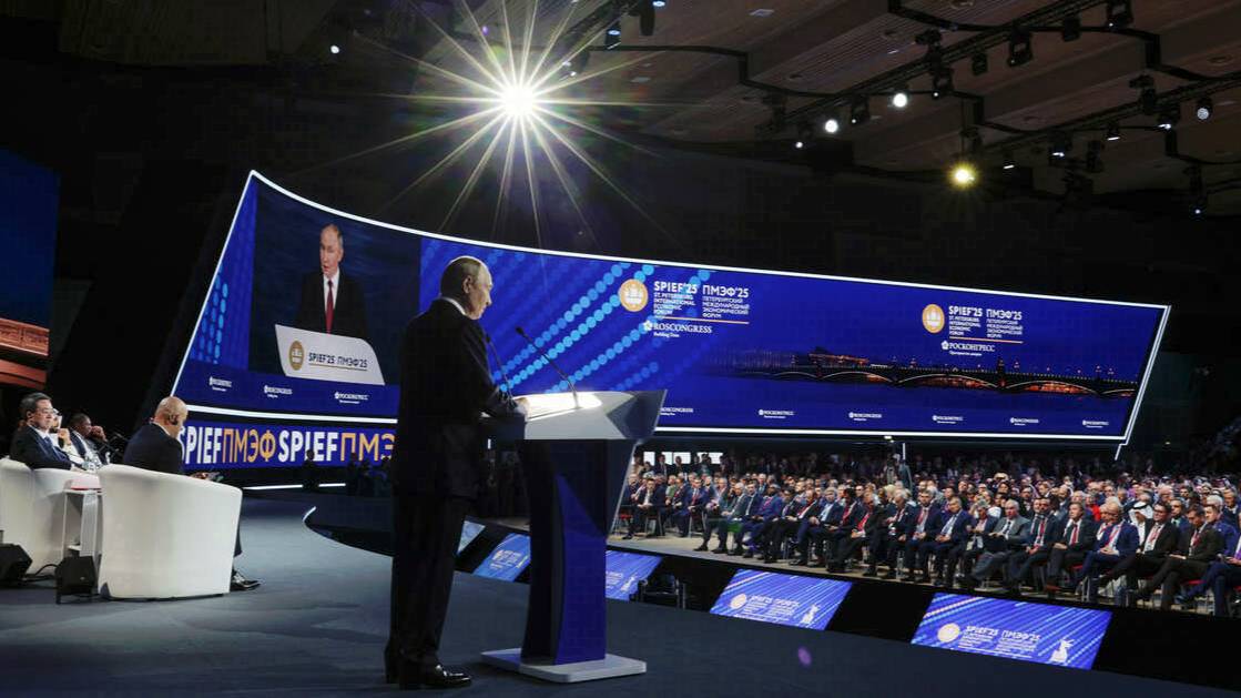Путин: объем вложений в основной капитал в РФ к 2030 году должен вырасти на 60%