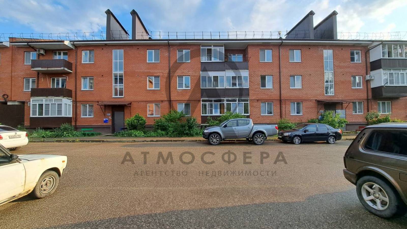 АН «Атмосфера» ꓲ Однокомнатная квартира 40,3 кв м на 1/3 этаже в Апшеронске