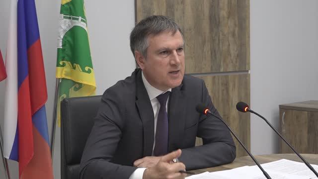 Райондин администрацияда.