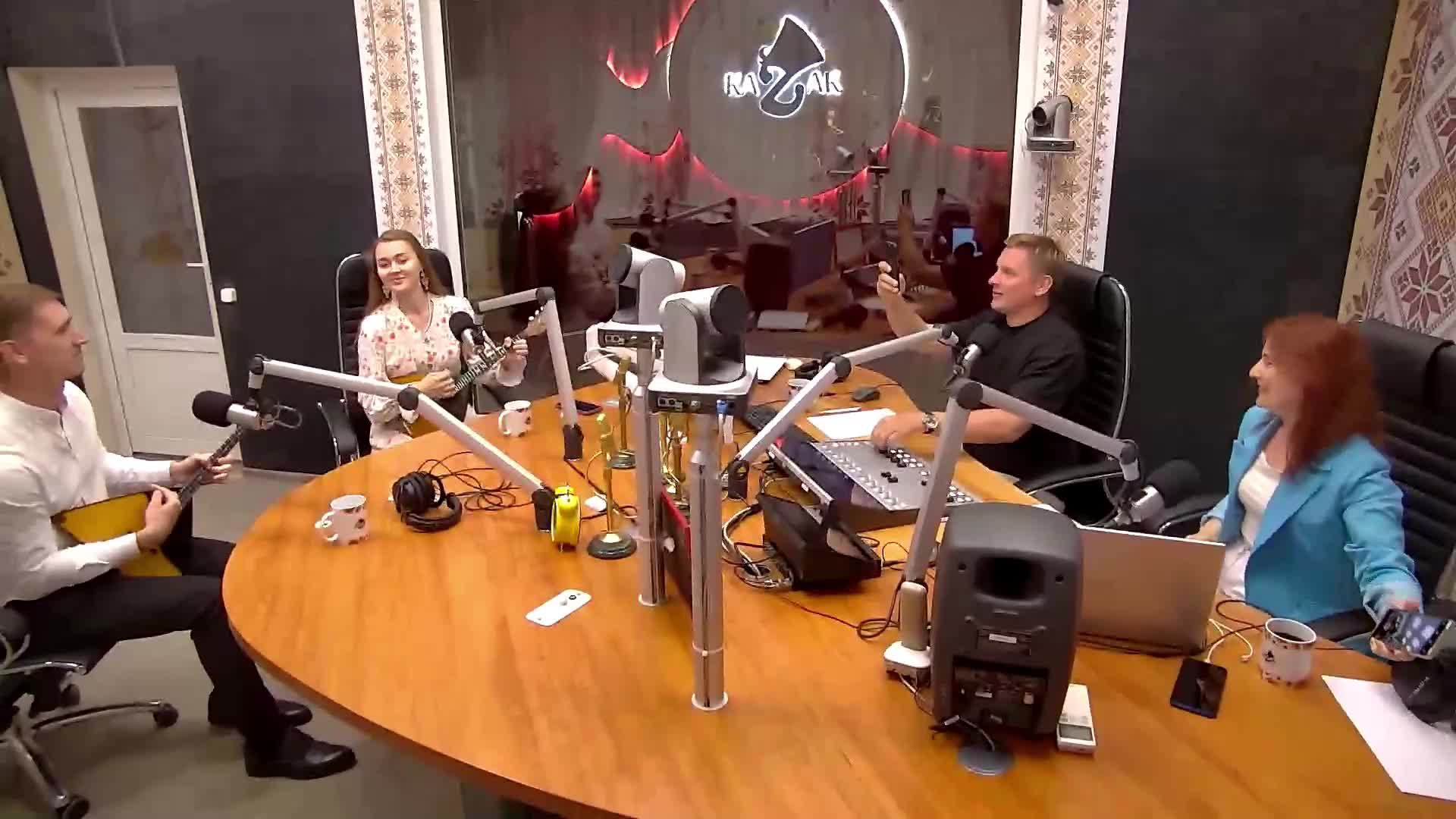 Утреннее шоу "Алло, село!" Какой музыкальный инструмент у вас любимый?