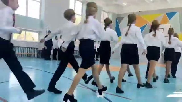 конкурс песни и строя 2022 (6б класс, капитан Голубев Артур)