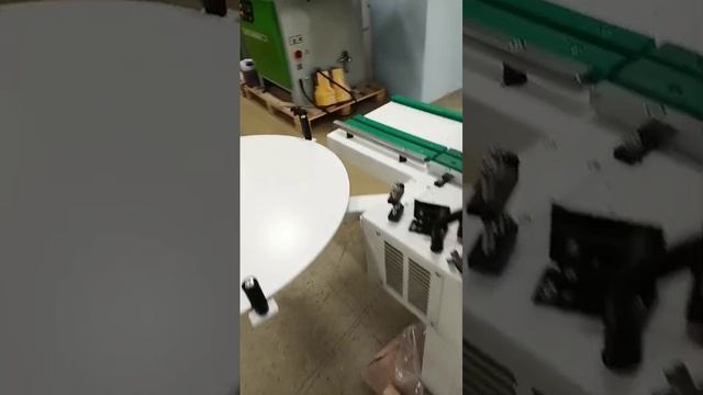 HOMMEL LINE P: Автоматический кромкооблицовочный станок с вынесенным торцовочным узлом