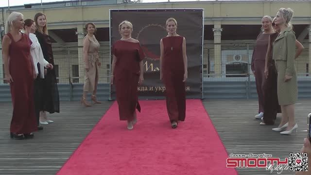 Модный показ от  бренда Майя на крыше плавучего отеля "Аквахостел"