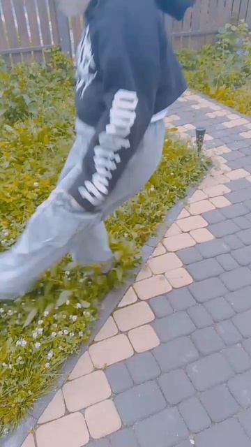 Поле притоптать