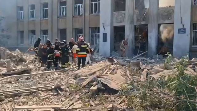 Последствия прилета "Искандера" по учебному заведению.