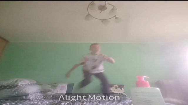 это моё 1 видео,+ я на даче