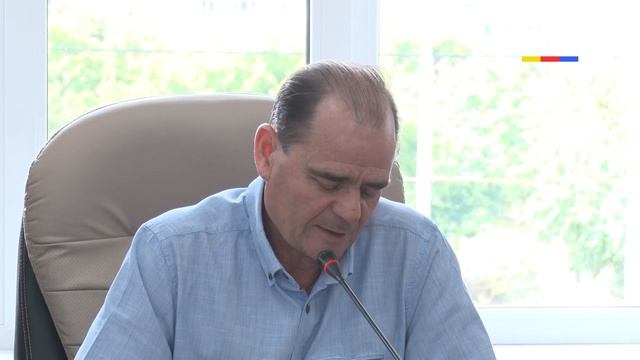 Реализация программы «Территория детства», изменение движения автобуса №3 и вручение аттестатов