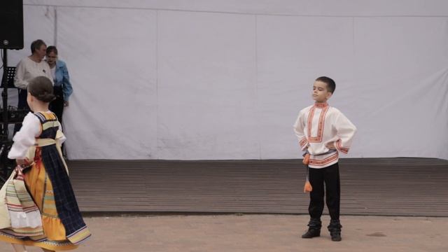 Лазарев Артём и Василиса - Танец. Соликамск ТВ.