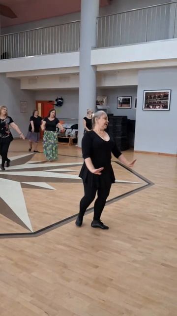 “Московское долголетие”. Народный танец. Педагог Оксана Бабаева