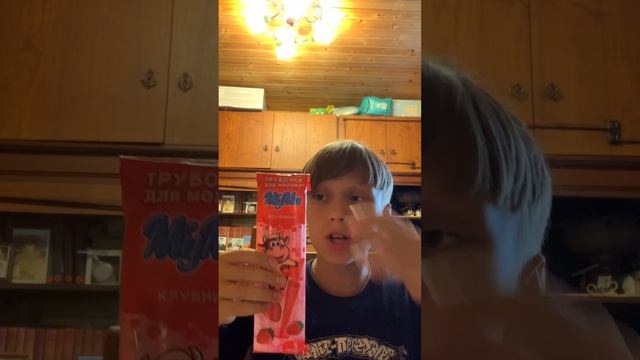 Пробую вкусняшки из детства