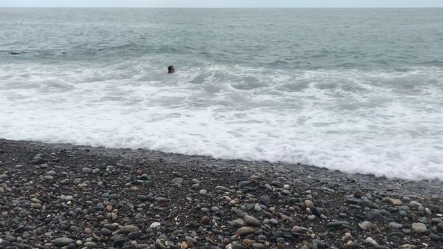 Дождь в Адлере / Край России - Граница с Абхазией / Взлет самолетов в аэропорту Адлера
