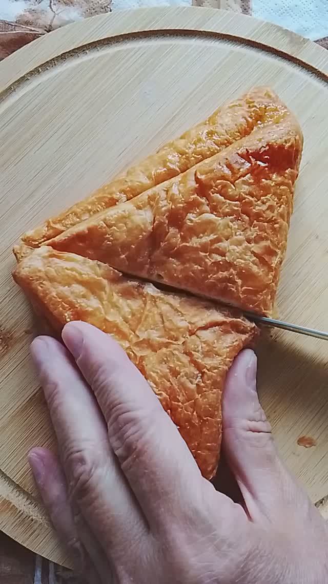 Пробуем булочки из кафе Цех85, шоколадные палочки и чокопай ☺️❤️