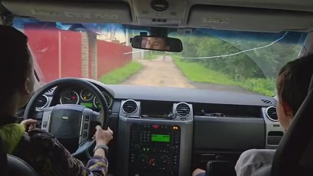 Катаюсь на Land Rover Discovery 3 21 августа вместе с Леоном!