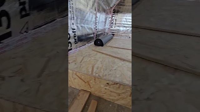 Мансардный этаж, вместо чердака.