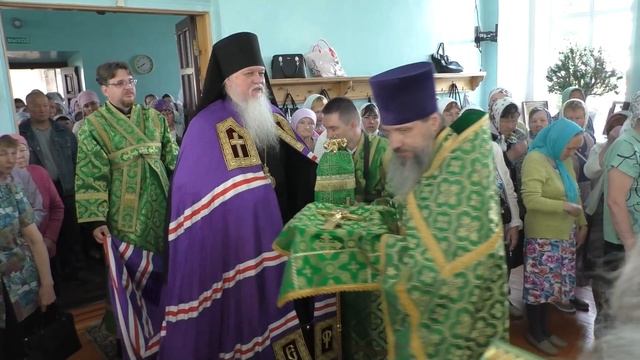 «Матерь Бога нашего, сущую Богородицу Тя величаем!» («Юмым Шочыктышо Авам чынак мокташ кӱлеш!»)