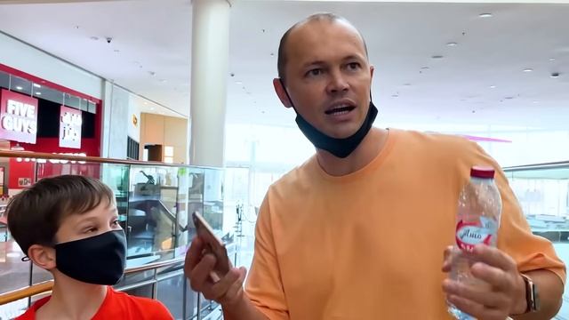 Мистер Макс Угадай Лого ресторанов и поешь за счет оператора