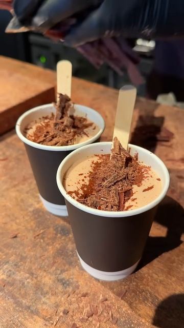 4CYcw6VRNxk - Hot Chocolate🍫
