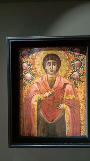 Великомученик и целитель Пантелеймон. Две иконы.