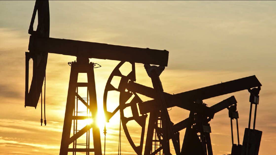 Цена нефти Brent впервые с января превысила $81 за баррель
