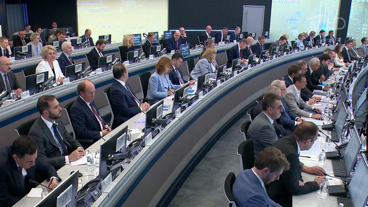 Россия увеличит к 2030 году до 2% ВВП поддержку исследований и разработок в приоритетных направле...