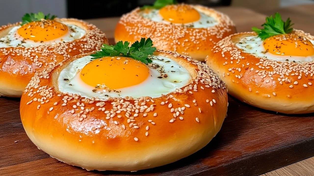 Пицца в булочке! Хрустящий, сочный и невероятно вкусный перекус!