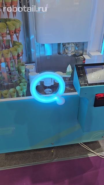 Вендинговый автомат мороженого "IceBot Soft+"
