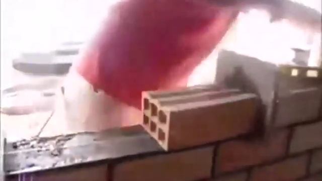 Удобное приспособление для кладки кирпичей