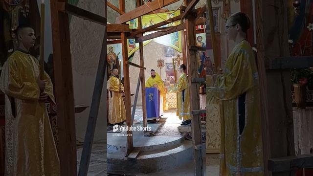 Евангельское чтение на молдавском языке. Неделя 2-я по Пятидесятнице.