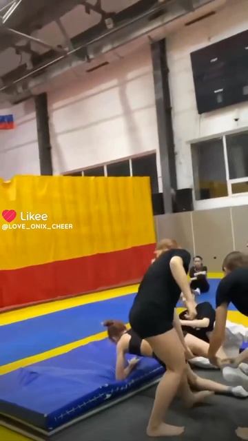 найдите наш стант)