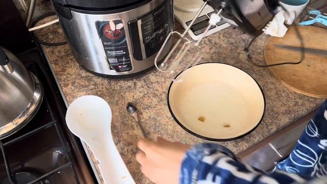 Авторский морковный рулет с начинкой и фруктами (без муки и сахара)