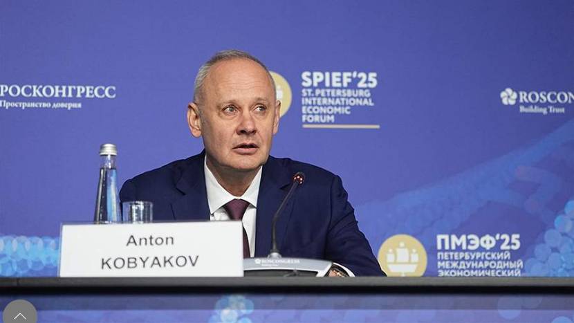 Кобяков обвинил Британию в попытках посеять раздор между Россией и Украиной