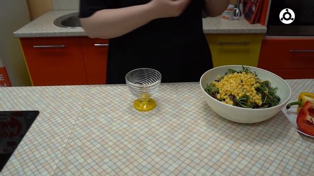 Утреннее меню. Готовим салат " Яркий".