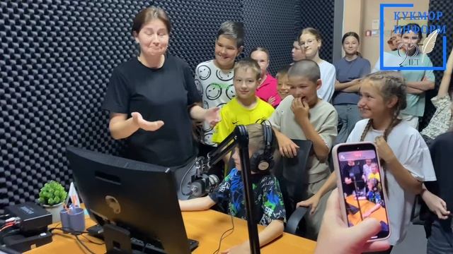 В «Кукмор-информ» с экскурсией побывали ученики студии английского языка «ТУТАКРРУТА»