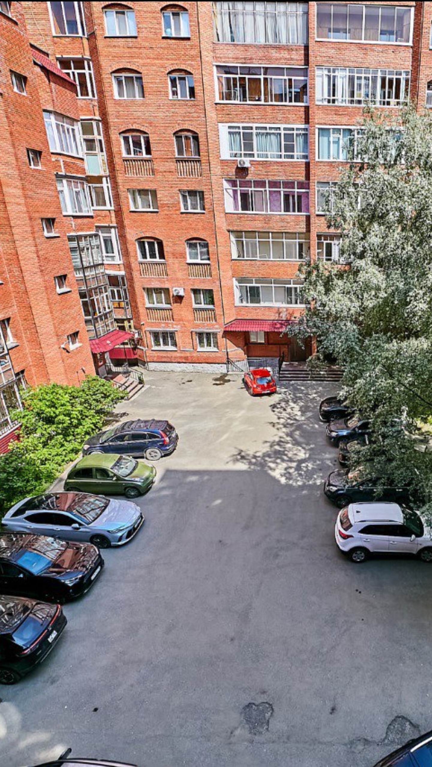 Никитина, 25