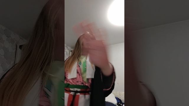 ВНИМАНИЕ ☢️ внимание я без в какшортах. не забудьте написать комментарии.