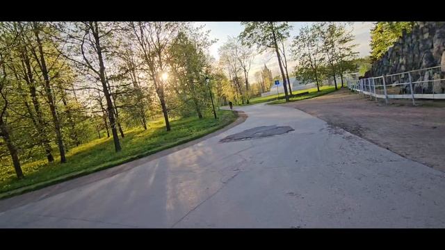 🌿 Уютные дачные тропы → великолепный Павловский парк (40км на лайте) 🚴♂️🌲☀️🌳