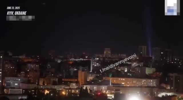 Прилёты(х5) бпла-камикадзе «Герань-2/3» по Киеву этой ночью.