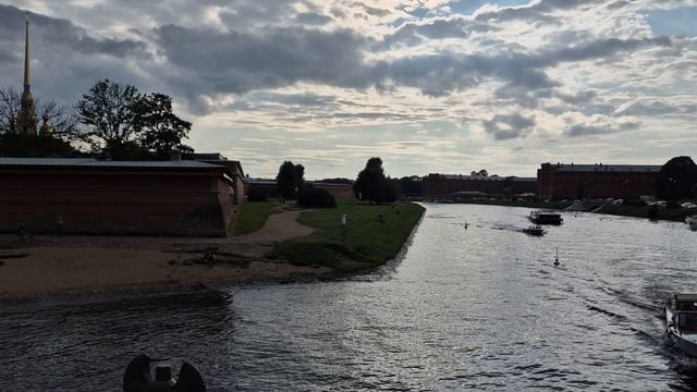 Пляжик у Петропавловской крепости