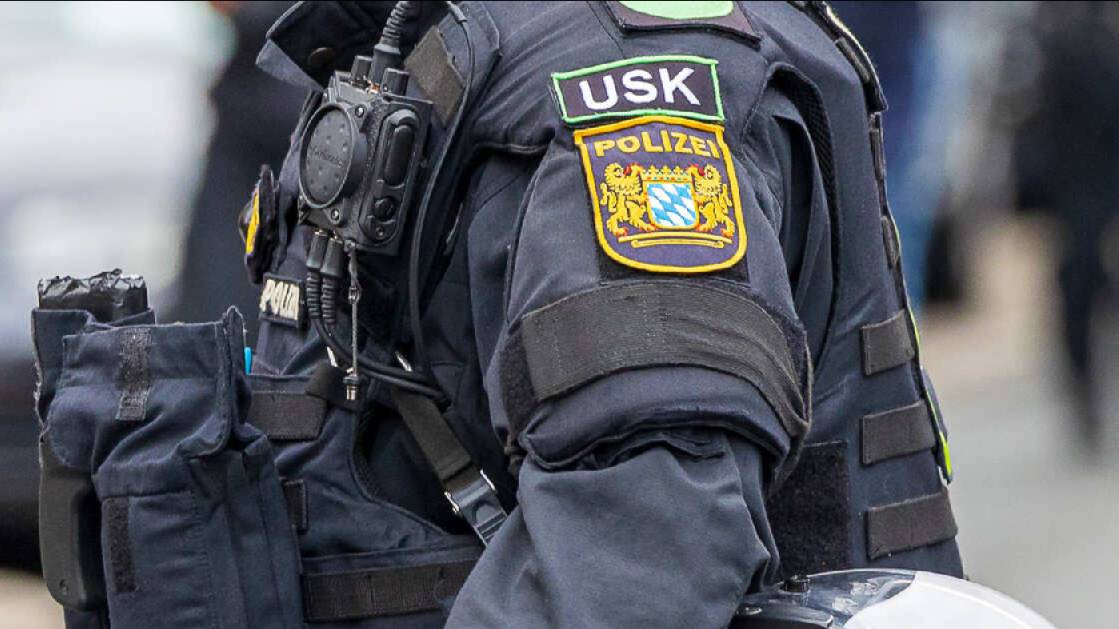 В Германии полицейские расстреляли сома-гиганта, напавшего на пятерых людей