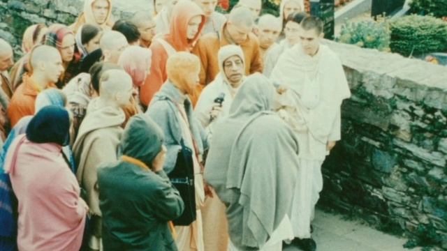Лекция Шрилы Прабхупады 23.06.1975, Лос-Анжелес. ШБ 6.1.10. Сердце, покрытое пылью.