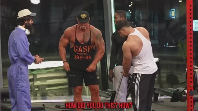 ELITE Powerlifter ANATOLY Use 32kg Mop and 32kg Bucket _ Pretended to be a CLEAN