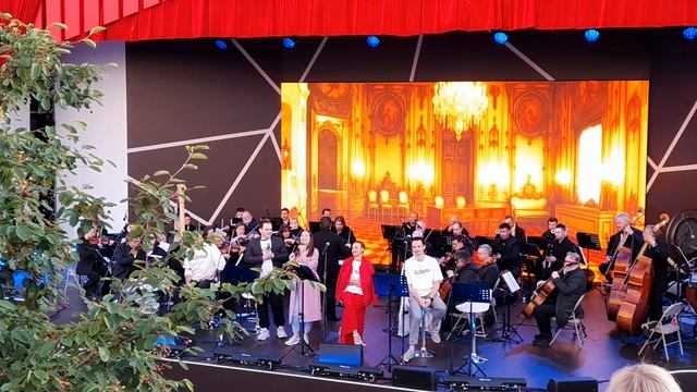 Оперетта «Сильва», Театральный бульвар (4)