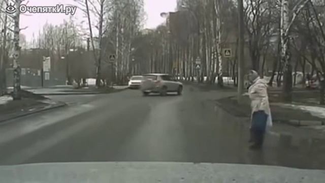 Люди помогают людям