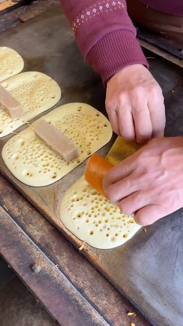 1KQEUnYbKck - 毎日朝8時から手焼きする絶品あんまき！知立にある「小松屋本家」#愛知グルメ #japanesefood #japantravel