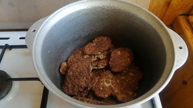 Моё любимое блюдо. Яичница с помидорами и луком
