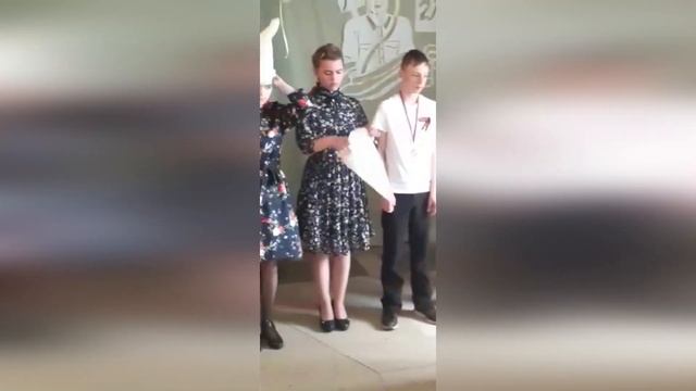 Фрагмент сценки Альбом Памяти